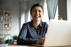 woman experiencing the benefits of peer support 